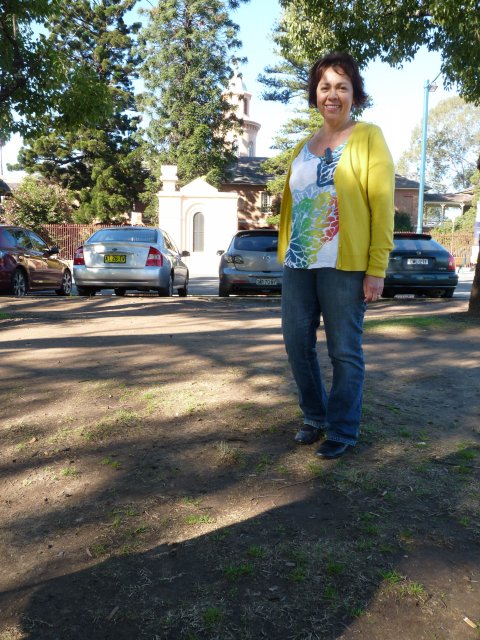Karen Maber, descendant of George Gilbert revisits site of 1843 Phelps drawing of Cabrogal Tribe
